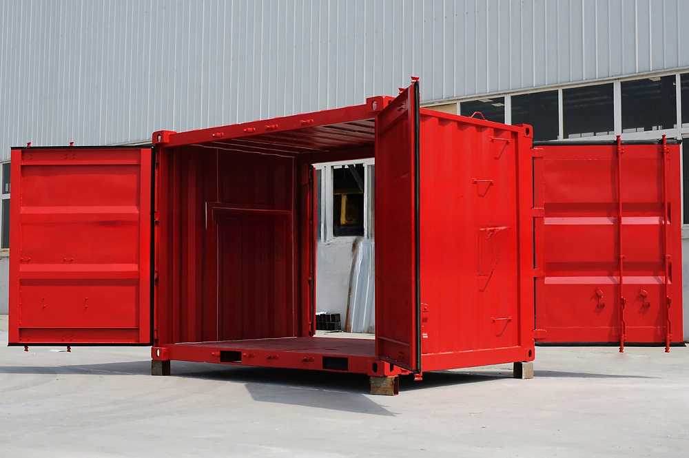 10x8 shipping container double cargo door close-up highlighting reinforced hinges, heavy-duty lock bars, and weather seals for maximum cargo protection in a 10ft x 8ft industrial container