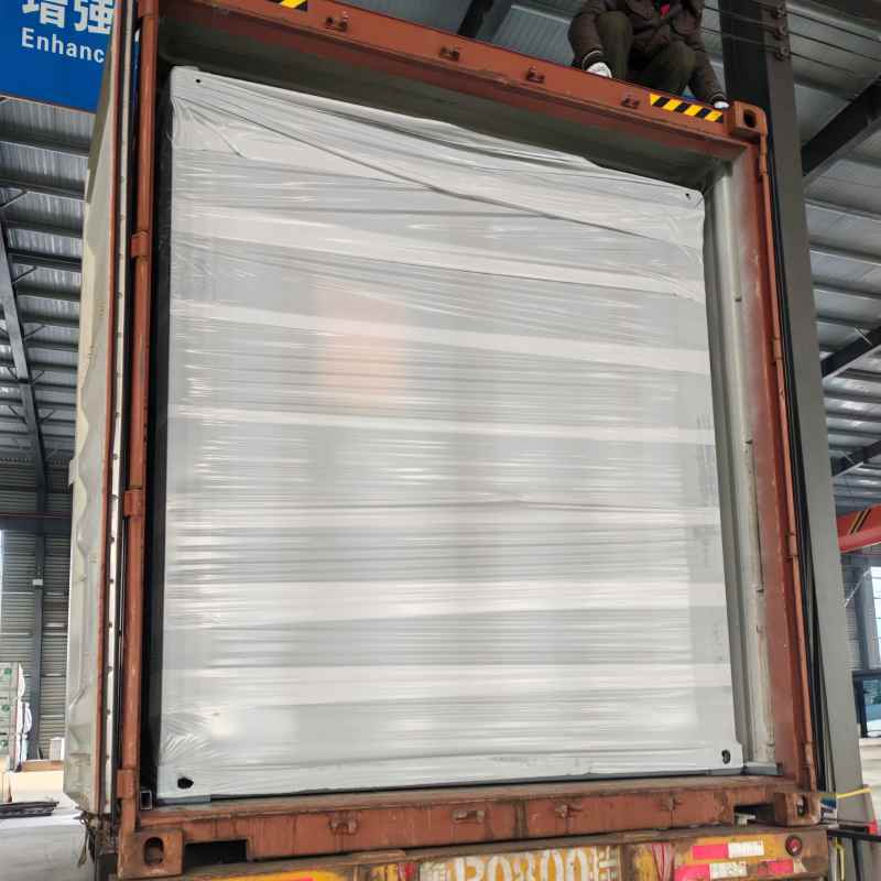 container packaging and shipping