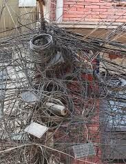 Messy wiring makes it difficult for electricians to inspect and repair circuits and to detect problems.