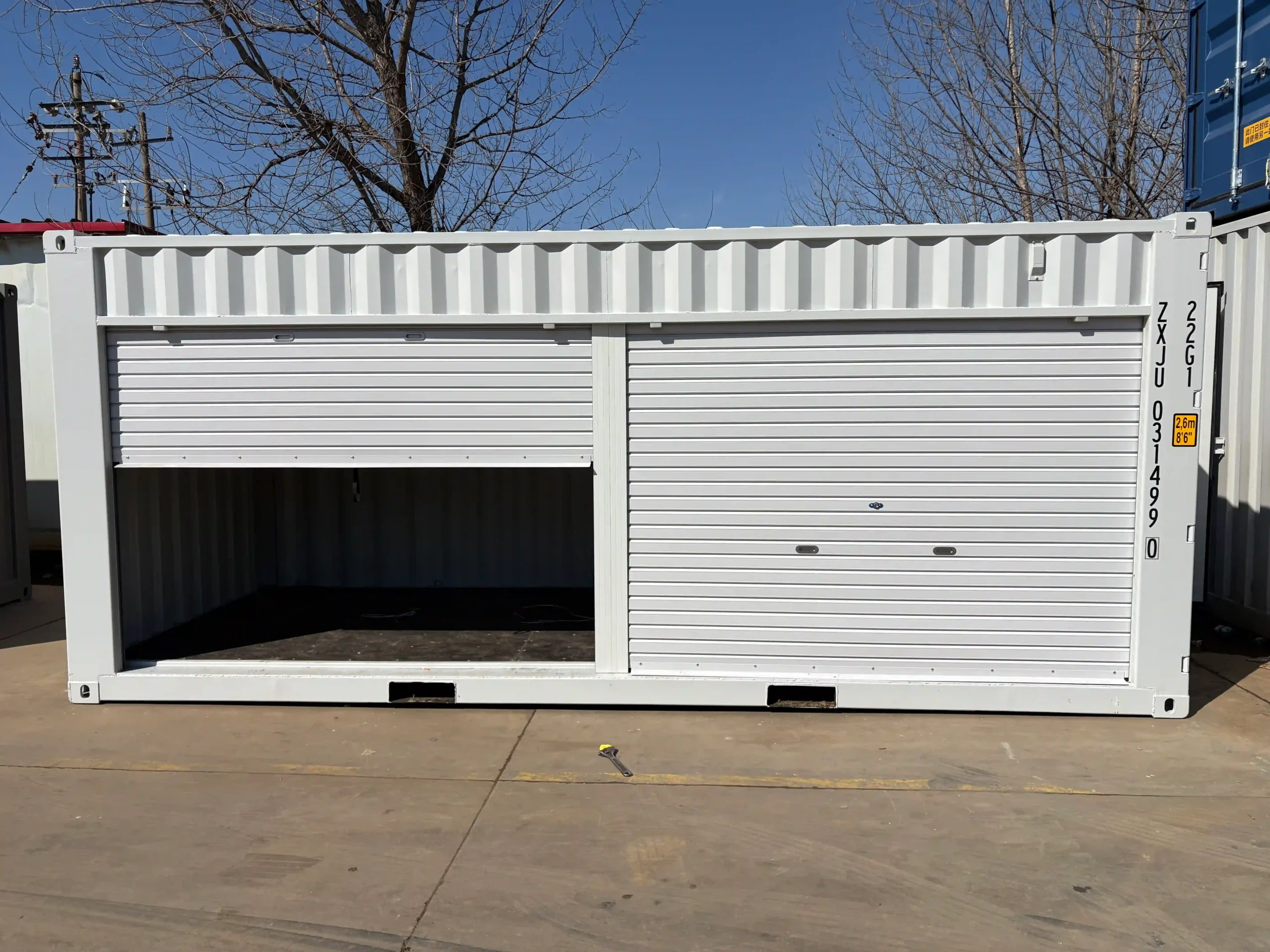 Conteneur de stockage avec porte