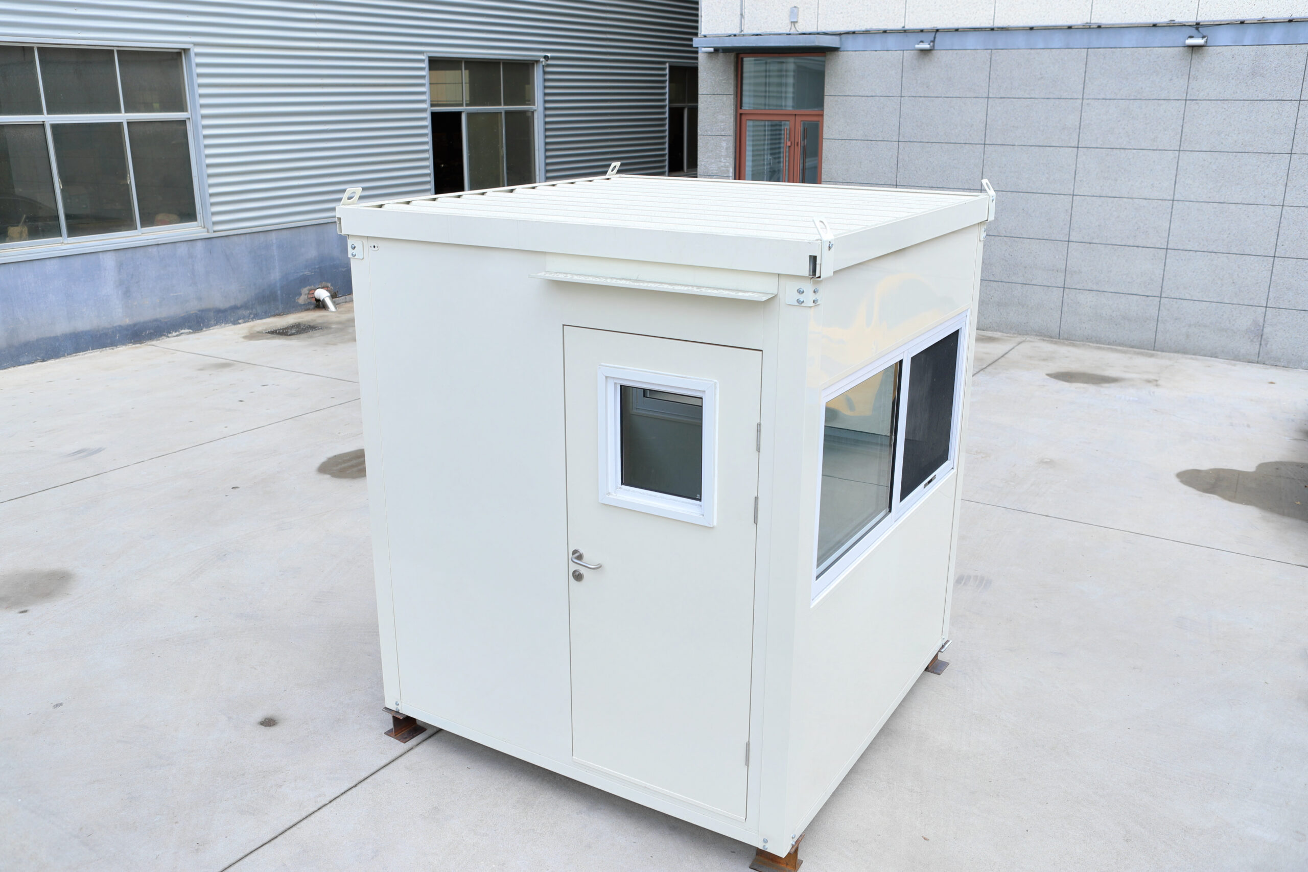 Flat Pack Self Storage Container 2/3/4 Side Doors Stackable Mobile Metal Storage Units for Outdoor Use - Imagen 4